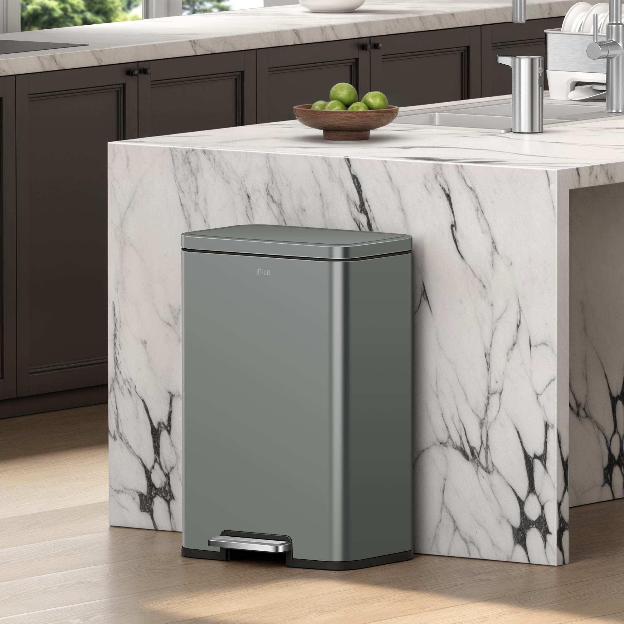 Madison Nardo Grey Stainless Steel 50 Liter/13.2 Gallon Step Trash Can