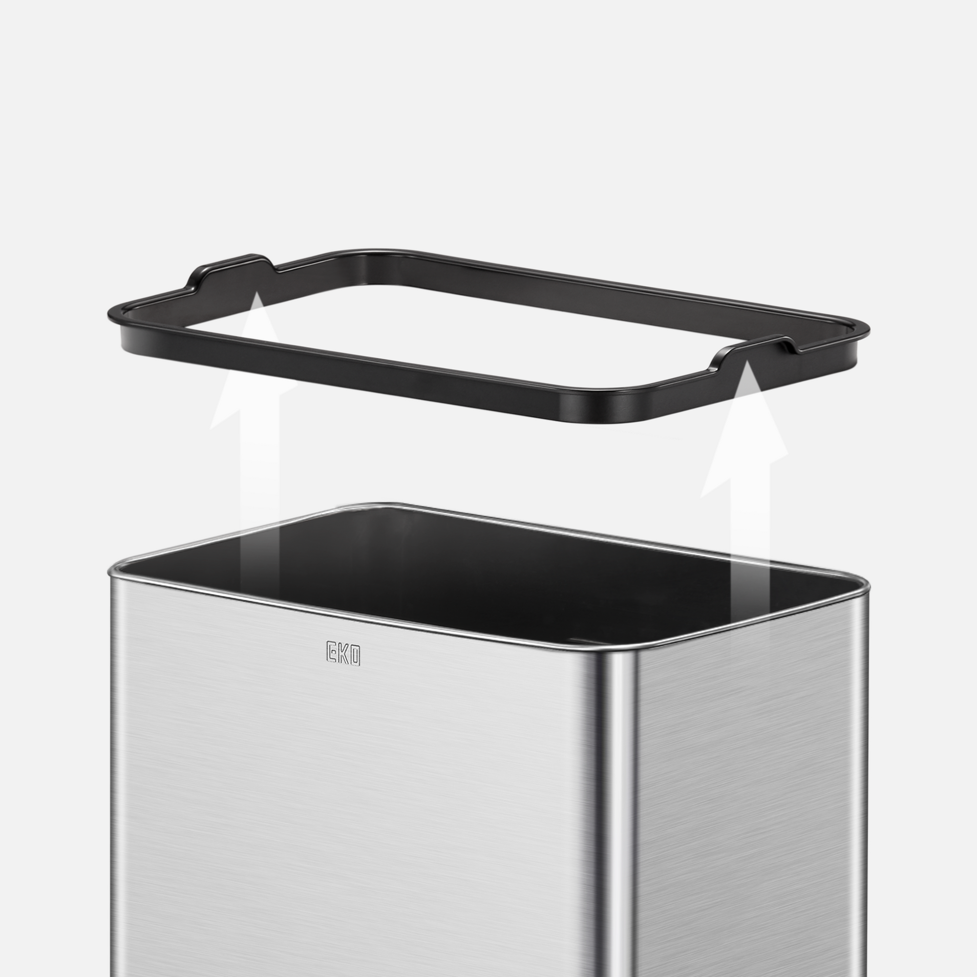 Change the Bag in Seconds - Step 2 - Lift out the liner ring.