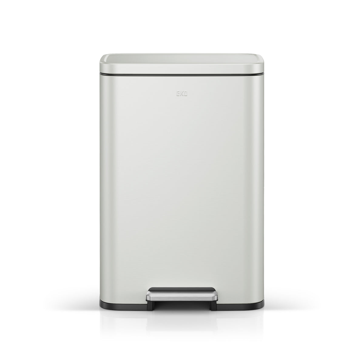 Madison Step Trash Can with Liner