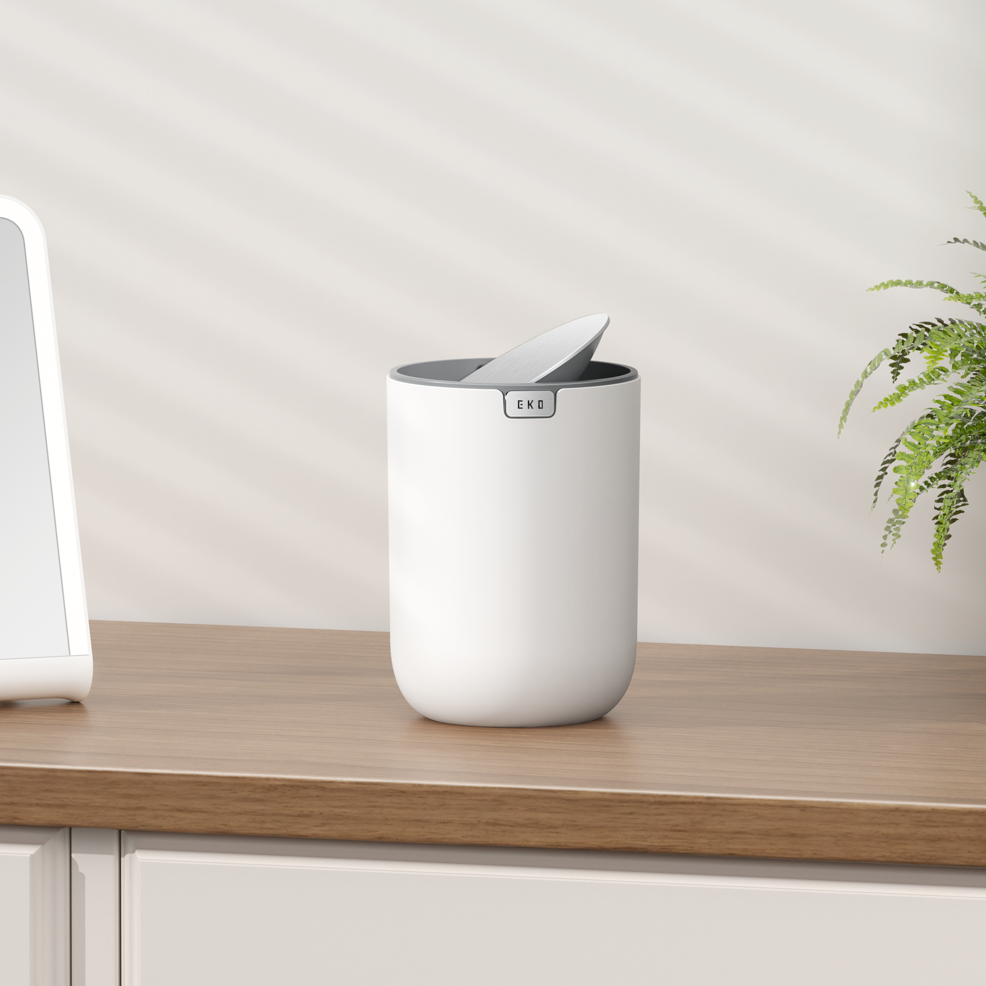 Fandy Table Bin with Swing-Top Lid - White 2.2L / 0.58 Gal